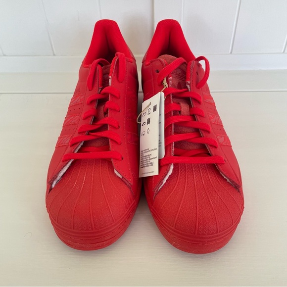 Adidas Superstar Triple Red Scarlet Men Size 11 Shell Toe Classic Sneaker IF3525 - Picture 3 of 10